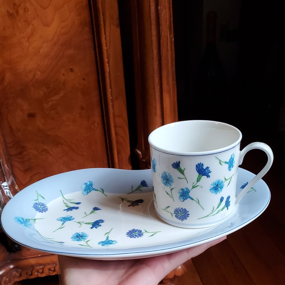Laura Ashley new china tea and toast set - Picture 3 of 6